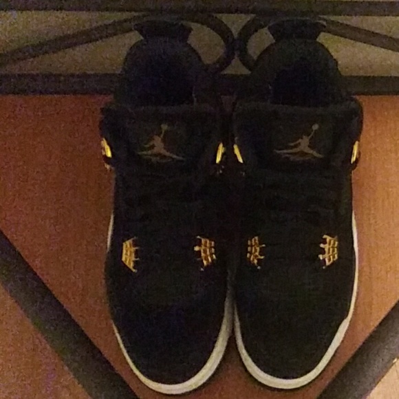 Royalty Jordan 4s (Retro) - Picture 5 of 5